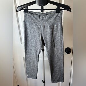 Threads 4 Thought Women’s Grey Legging Carpis Size M